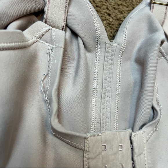 Soma Embraceable Wireless Nude Pink Bra Size 40D Women - Picture 7 of 8